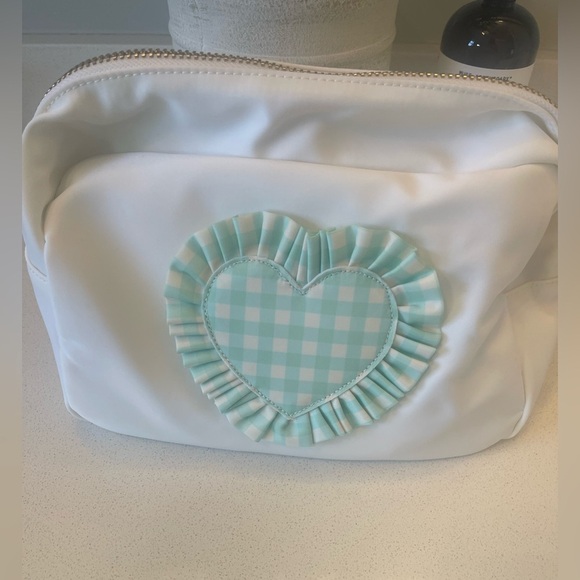 STONEY CLOVER LANE LARGE WHITE POUCH W GINGHAM HEART! Clean - Picture 10 of 10